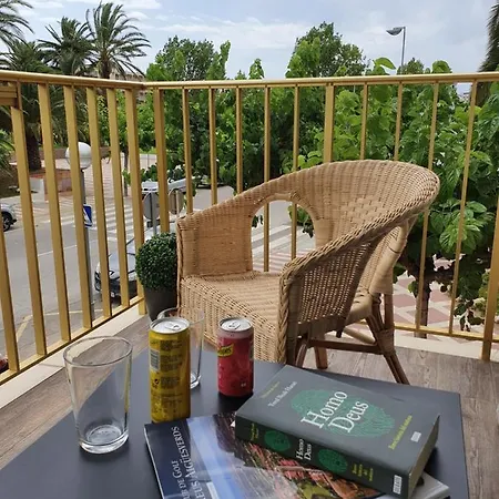 Apartment Bertoni By The Sea